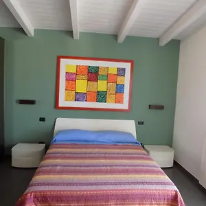 Apartamento Attico Stazione - Montello 16, Bari